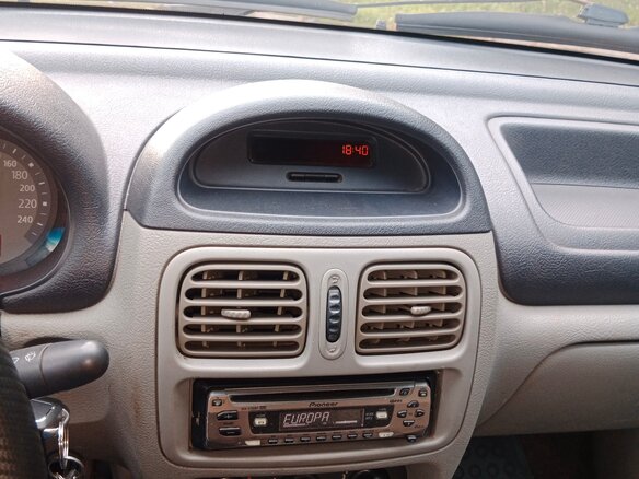 2005 Renault Symbol I Рестайлинг, серый - вид 4