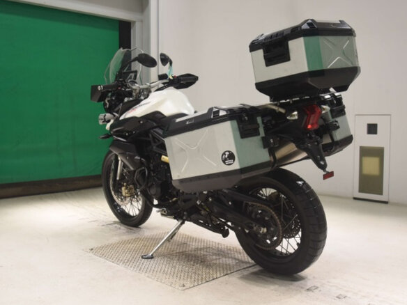 2012 Triumph Tiger 800, белый, 600000 рублей - вид 4