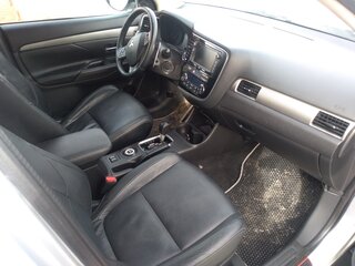 2013 Mitsubishi Outlander III, серебристый, 1459000 рублей, вид 5