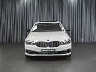 2020 BMW 5 серии 530i VII (G30/G31/G38), белый, 4220000 рублей, вид 3