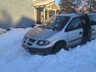 2001 Dodge Caravan 3-speed IV, серебристый, 250000 рублей, вид 1