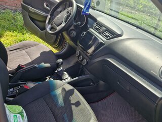 2016 Kia Rio III Рестайлинг, коричневый, 1150000 рублей, вид 5
