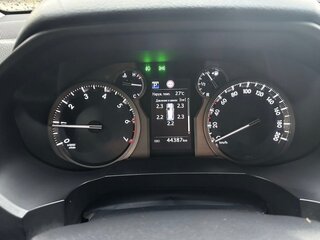 2021 Toyota Land Cruiser Prado 150 Series Рестайлинг 3, серый, 7150000 рублей, вид 5
