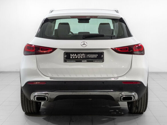 2021 Mercedes-Benz GLA 180 II (H247), белый, 3350000 рублей - вид 6