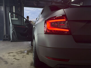 2020 Skoda Octavia III (A7) Рестайлинг, серый, 2750000 рублей, вид 5