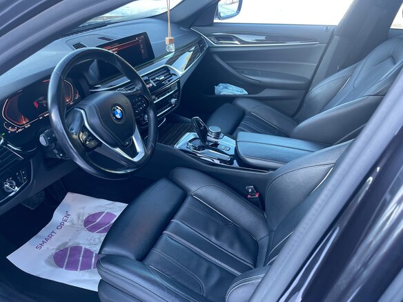 2019 BMW 5 серии 530i xDrive VII (G30/G31/G38), серый, 2500000 рублей - вид 10