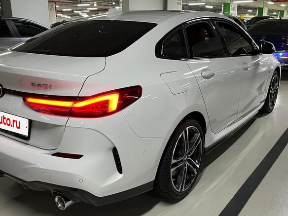 2021 BMW 2 серии Gran Coupe 225i F44, белый, 3650000 рублей - вид 4