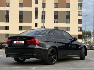 2010 BMW 3 серии 320i V (E90/E91/E92/E93) Рестайлинг, чёрный, 930000 рублей, вид 4