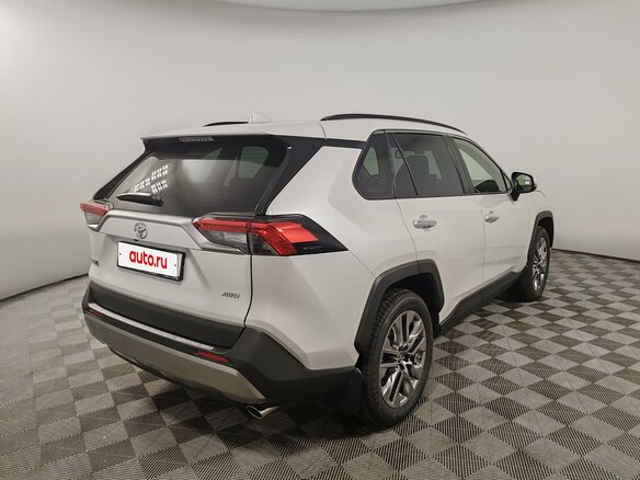 2025 Toyota RAV4 V (XA50), белый - вид 4