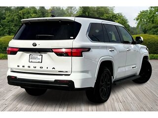 2025 Toyota Sequoia III, белый, 15289697 рублей, вид 5