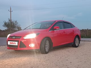 2013 Ford Focus III, красный, 695000 рублей, вид 1