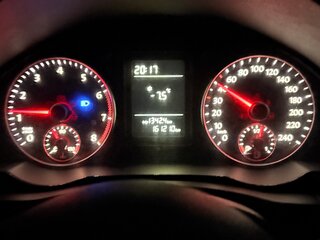 2010 Volkswagen Jetta V, чёрный, 700000 рублей, вид 5