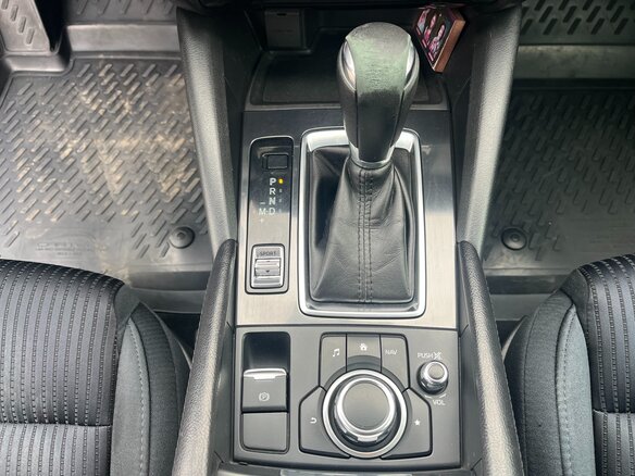 2015 Mazda 6 III (GJ) Рестайлинг, красный, 1690000 рублей - вид 26