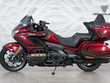 2025 Honda GL 1800 Gold Wing, красный, 3599000 рублей, вид 2