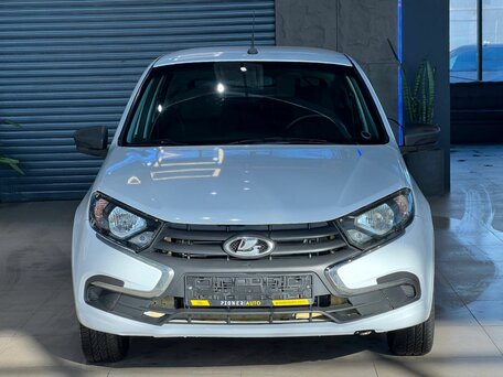 2020 Lada (ВАЗ) Granta I Рестайлинг, белый, 550000 рублей, вид 2