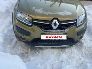 2015 Renault Sandero Stepway II, зелёный, 945000 рублей, вид 2