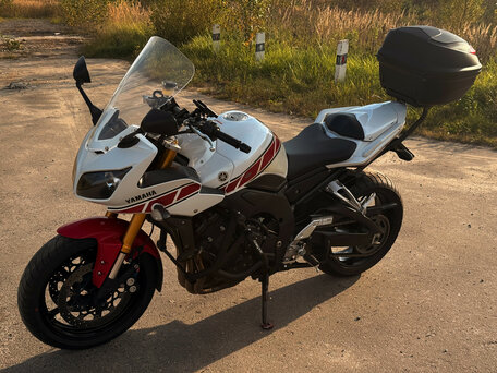 2007 Yamaha FZ1, белый, 650000 рублей, вид 2