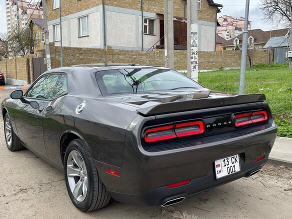 2019 Dodge Challenger III Рестайлинг 2, серый, 1800000 рублей - вид 11