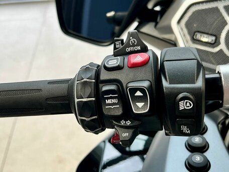 2025 BMW R 1300 RT, чёрный, 4000000 рублей, вид 4