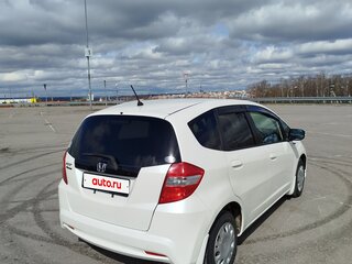 2012 Honda Fit II, белый, 925000 рублей, вид 4