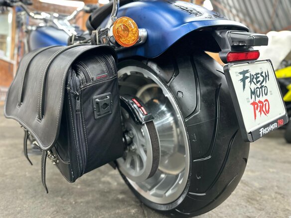 2018 Harley-Davidson Fat Boy, синий, 1990000 рублей - вид 34