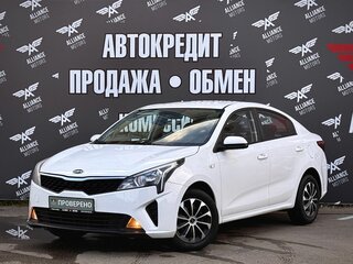2021 Kia Rio IV Рестайлинг, белый, 1160000 рублей, вид 3