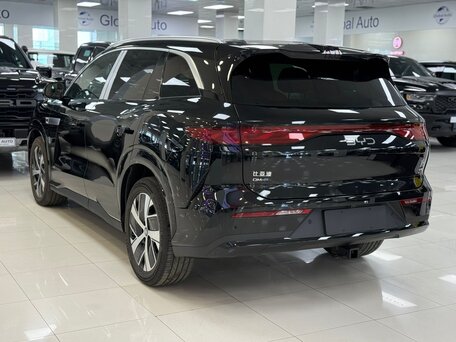 2025 BYD Tang L, чёрный, 5600000 рублей, вид 4