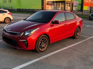 2020 Kia Rio IV, красный, 1190000 рублей, вид 1