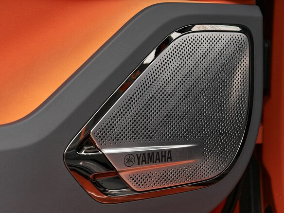 2023 Zeekr 001 100 kWh I, оранжевый, 6299000 рублей - вид 15
