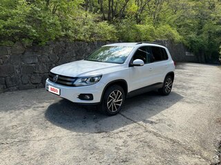 2012 Volkswagen Tiguan I Рестайлинг, белый, 1344000 рублей, вид 1