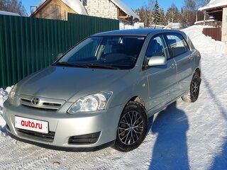 2004 Toyota Corolla IX (E120, E130) Рестайлинг, серебристый, 615000 рублей, вид 1