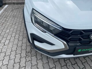 2023 Lada (ВАЗ) Vesta Cross I Рестайлинг (NG), белый, 999000 рублей, вид 4