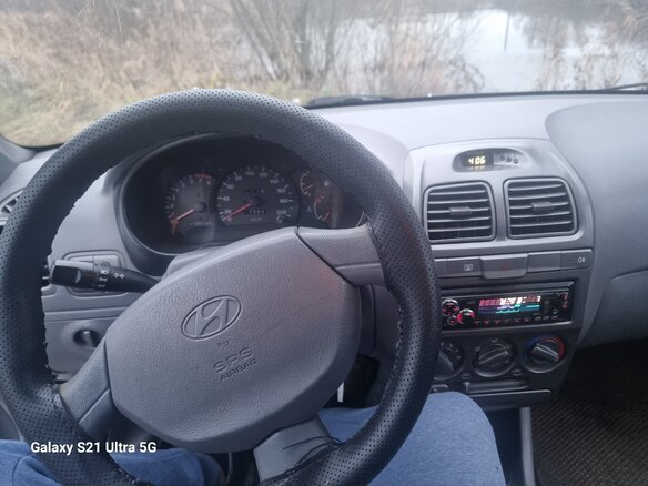 2004 Hyundai Accent ТагАЗ II, серебристый, 225000 рублей - вид 6