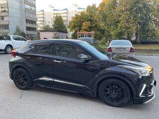 2019 Toyota C-HR I Рестайлинг, чёрный, 1980000 рублей, вид 1