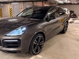 2020 Porsche Cayenne S III, серый, 6300000 рублей, вид 2