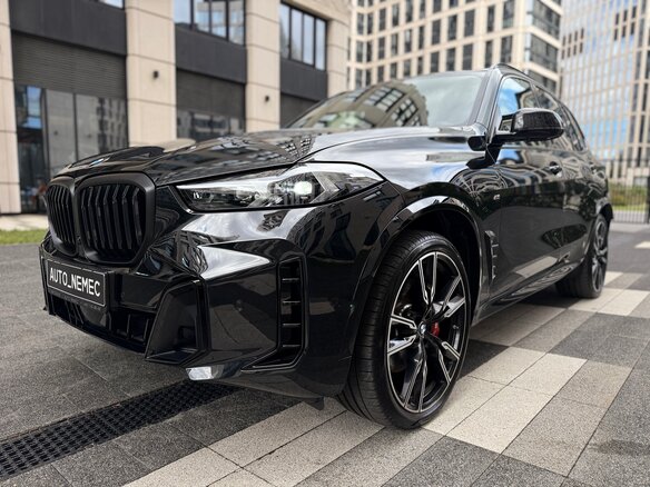 2025 BMW X5 30d IV (G05/G18) Рестайлинг, чёрный, 17000000 рублей - вид 4