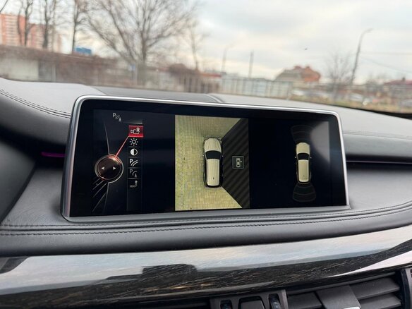 2014 BMW X5 40d III (F15), белый, 3800000 рублей - вид 32