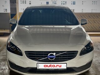 2014 Volvo S60 II Рестайлинг, белый, 1670000 рублей, вид 1