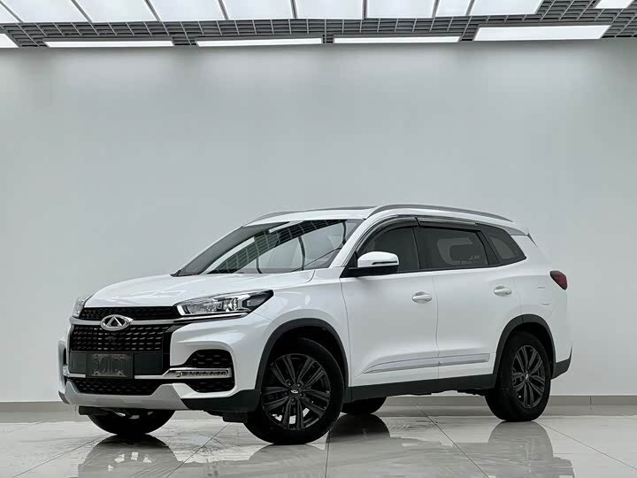 Открыть фотографии: Chery Tiggo 8 I Рестайлинг