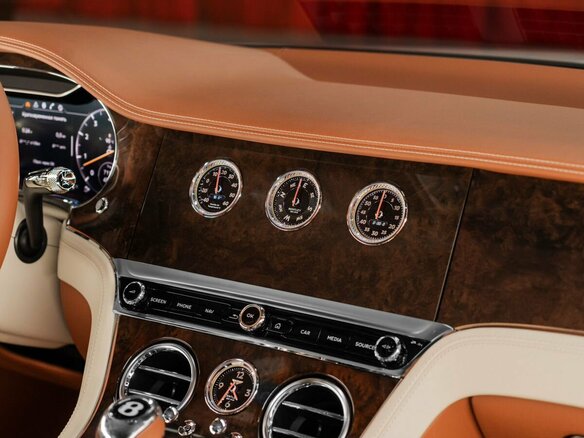 2020 Bentley Continental GT III, белый, 16600000 рублей - вид 18