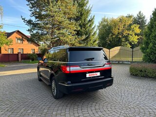 2018 Lincoln Navigator IV, чёрный, 6000000 рублей, вид 5
