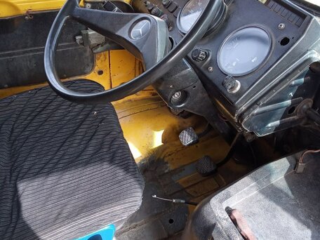 1984 Mercedes-Benz T2, жёлтый, 415000 рублей, вид 5