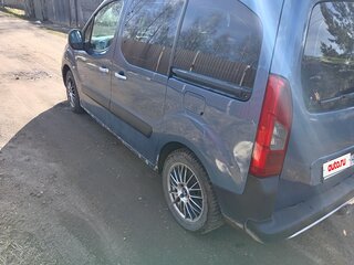 2011 Peugeot Partner II, синий, 495000 рублей, вид 4
