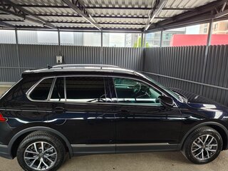 2021 Volkswagen Tiguan II Рестайлинг, чёрный, 3700000 рублей, вид 5