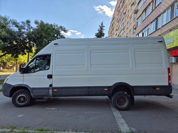 2007 Iveco Daily, белый, 1650000 рублей