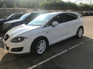 2011 SEAT Leon II Рестайлинг, белый, 699000 рублей, вид 3