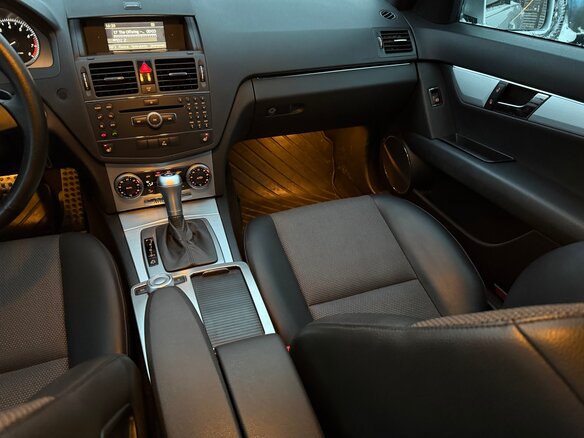 2008 Mercedes-Benz C-Класс 280 III (W204), серебристый, 1250000 рублей - вид 20