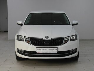 2017 Skoda Octavia III (A7) Рестайлинг, белый, 1709900 рублей, вид 2