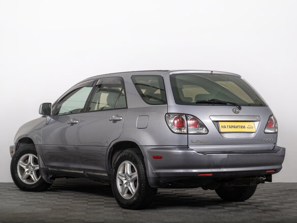 2002 Lexus RX 300 I, белый, 799000 рублей - вид 4