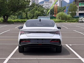 2024 Hyundai Elantra VII (CN7) Рестайлинг, белый, 1750000 рублей, вид 4